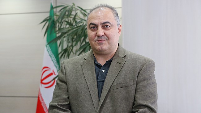 افشین کلاهی- موبایل.jpg