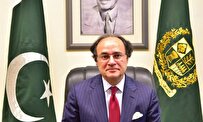 Minister: Pakistan's Economy on Right Track for Robust Growth
