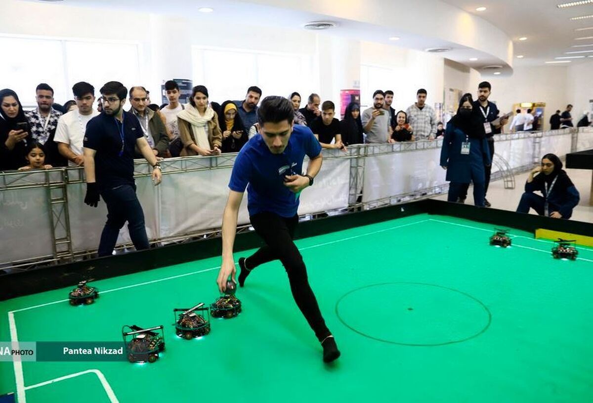 چالش‌هایی از جنس ربات‌ها  چگالی جایگزینی ربات با کارگر در ایران پایین است