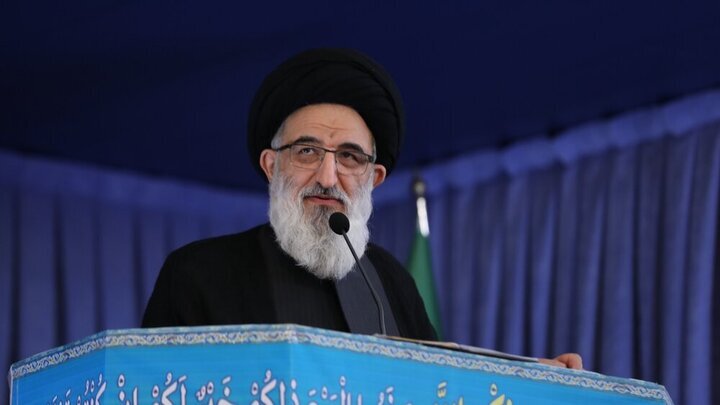 هشدار ائمه جمعه استانها نسبت به رواج بدحجایی و رشد گرانی/ مجالس فاطمیه در کشور باشکوه برگزار شود هشدار ائمه جمعه استانها نسبت به رواج بدحجایی و رشد گرانی/ مجالس فاطمیه در کشور باشکوه برگزار شود